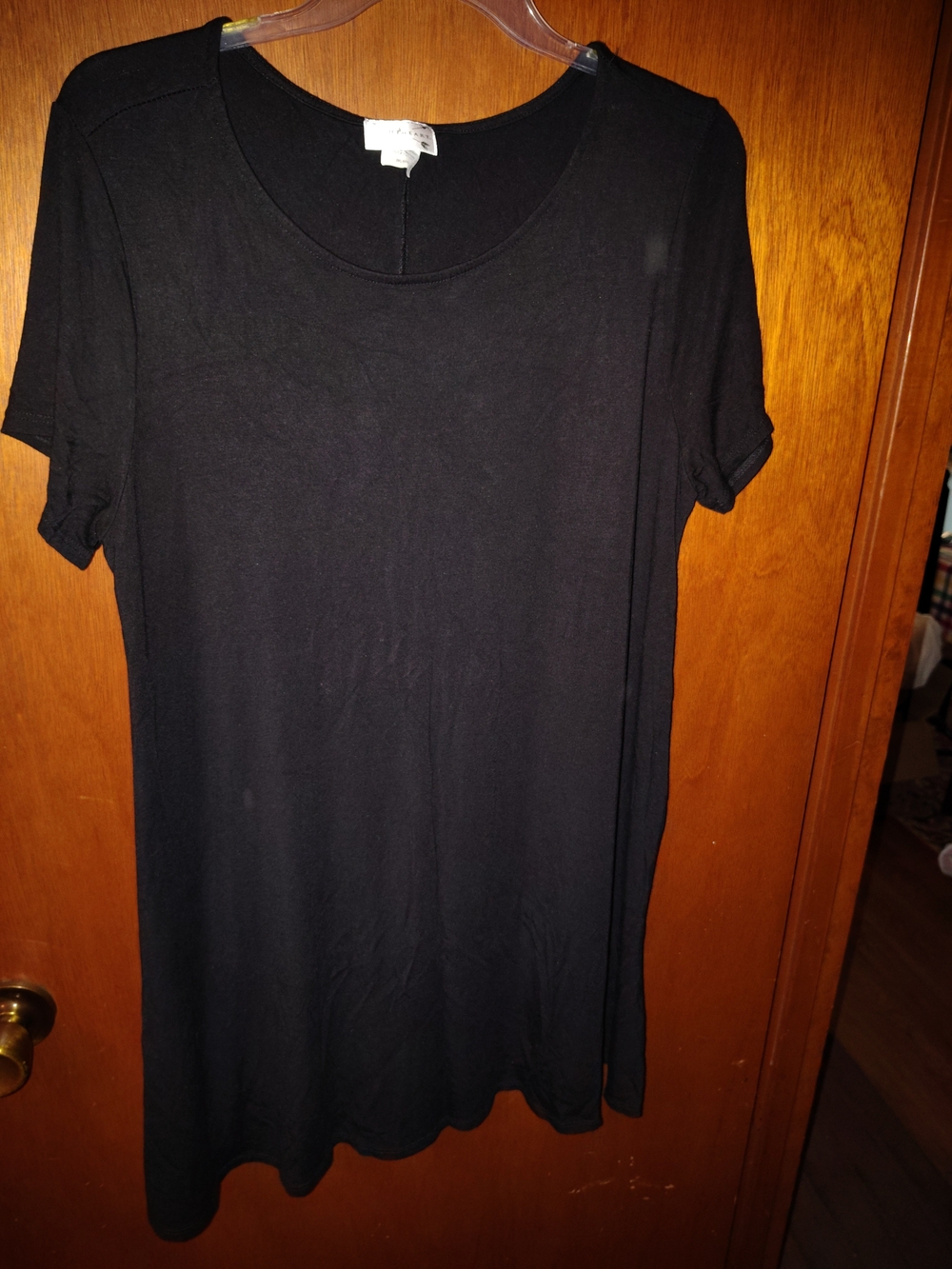 Classic Black Women's Scoop Neck Tunic Top